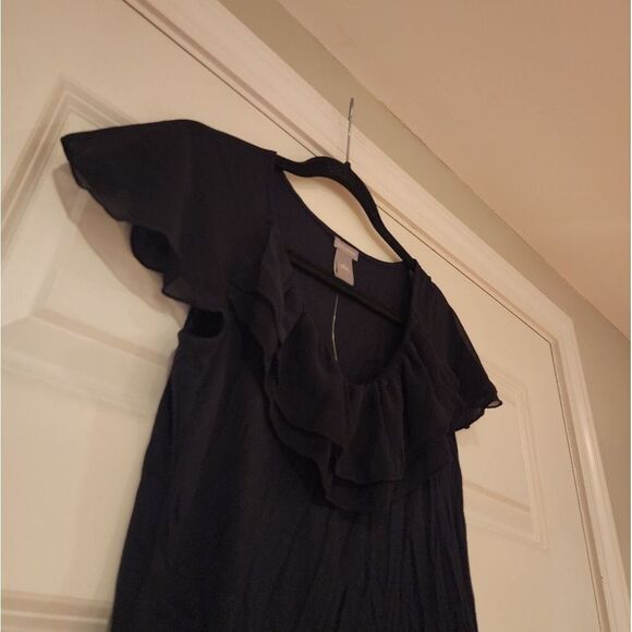 NWT Ann Taylor stretchy black short sleeve blouse - Picture 2 of 5